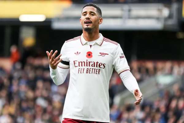 萨利巴婉拒皇马邀约：专注枪手争冠大业