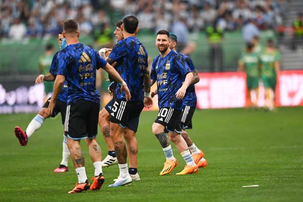 安哥拉民间组织联名抗议政府斥资千万欧邀阿根廷友谊赛